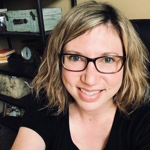 Meet your Posher, Jacquelyn